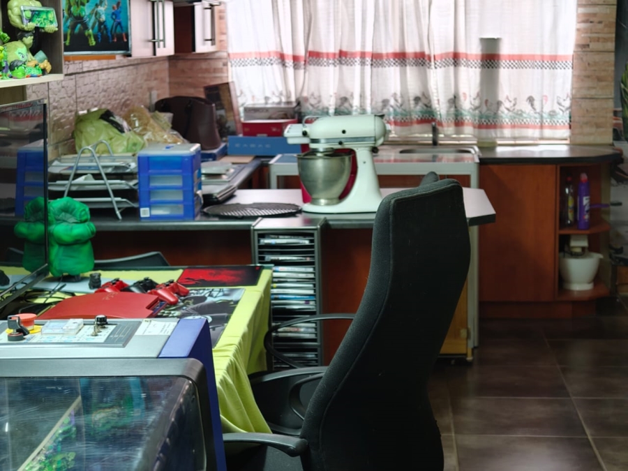 3 Bedroom Property for Sale in Ifafi North West